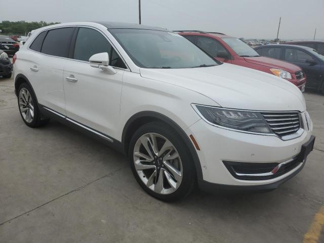 2LMPJ8LP8HBL21698 - 2017 LINCOLN MKX RESERVE WHITE photo 4