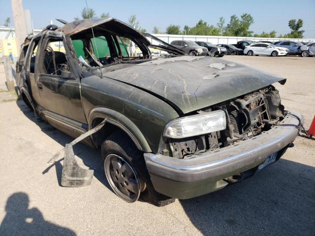 1GNDT13WX1K236327 - 2001 CHEVROLET BLAZER GREEN photo 1