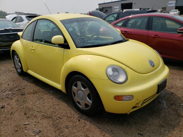 3VWBB61C9WM010656 - 1998 VOLKSWAGEN NEW BEETLE YELLOW photo 4