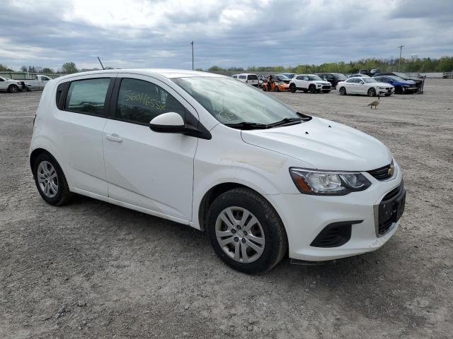 1G1JG6SH0J4131387 - 2018 CHEVROLET SONIC WHITE photo 4