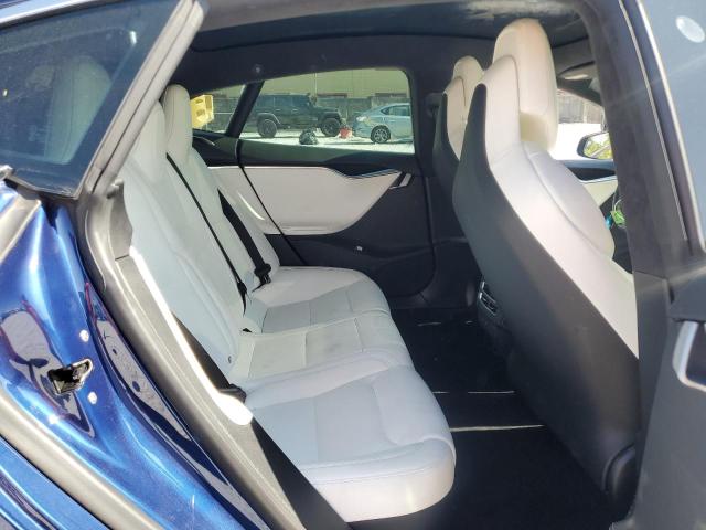 5YJSA1E25HF215893 - 2017 TESLA MODEL S BLUE photo 10