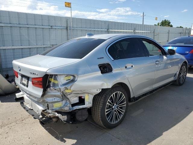 WBAJB1C52JB085423 - 2018 BMW 530XE GRAY photo 3