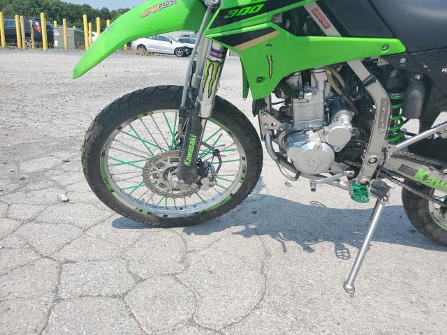 ML5LXBD16NDA11301 - 2022 KAWASAKI KLX300 D GREEN photo 9