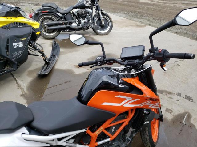 MD2JPJ400JC270226 - 2018 KTM 390 DUKE ORANGE photo 5