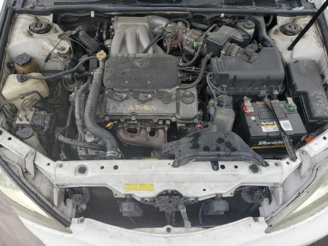 4T1BF32K32U032214 - 2002 TOYOTA CAMRY LE WHITE photo 11