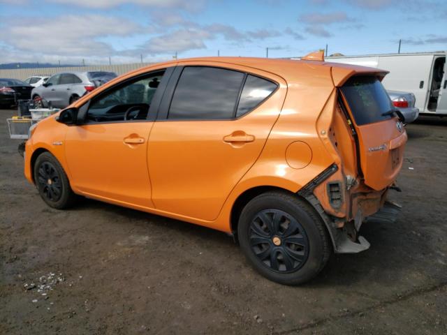 JTDKDTB34F1100692 - 2015 TOYOTA PRIUS C ORANGE photo 2