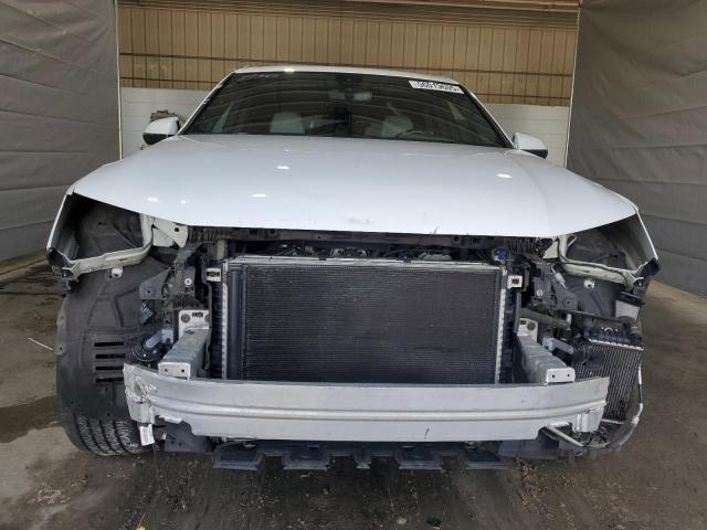 WA1LAAF72KD010426 - 2019 AUDI Q7 PREMIUM PLUS თეთრი ფოტო 5