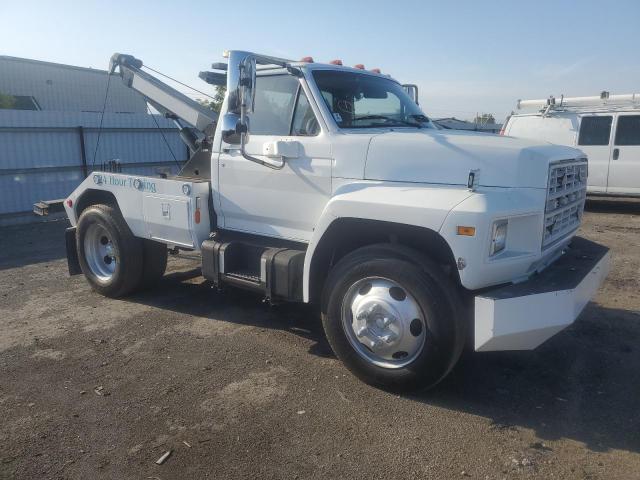 1FDMF60H1BVA10000 - 1981 FORD F600 WHITE photo 4