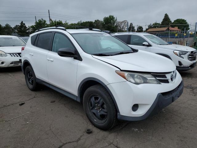 2T3BFREVXFW400099 - 2015 TOYOTA RAV4 LE WHITE photo 4