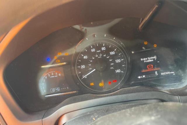 3CZRU5H58KM718219 - 2019 HONDA HR-V EX WHITE photo 9