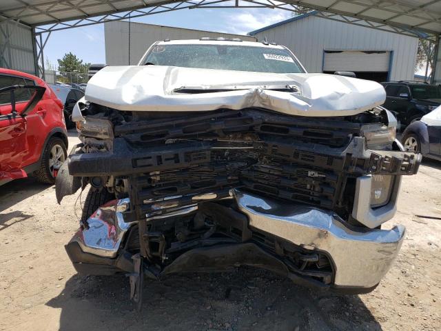 1GC4YSEY4MF106460 - 2021 CHEVROLET SILVERADO K3500 SILVER photo 5