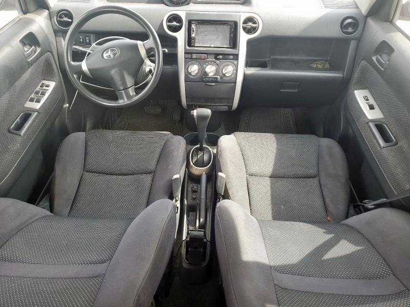 JTLKT324364031573 - 2006 TOYOTA SCION XB MAROON photo 8