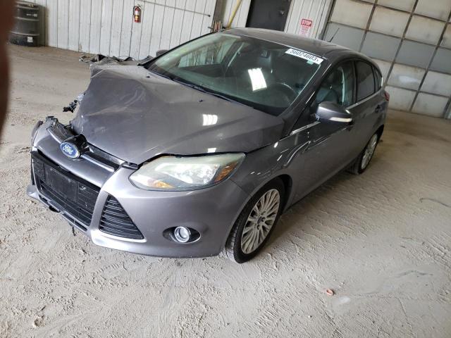 1FAHP3N29CL194983 - 2012 FORD FOCUS TITANIUM GRAY photo 1