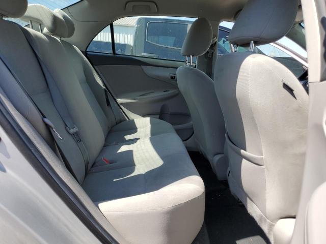 2T1BU4EEXDC005758 - 2013 TOYOTA COROLLA BASE SILVER photo 10