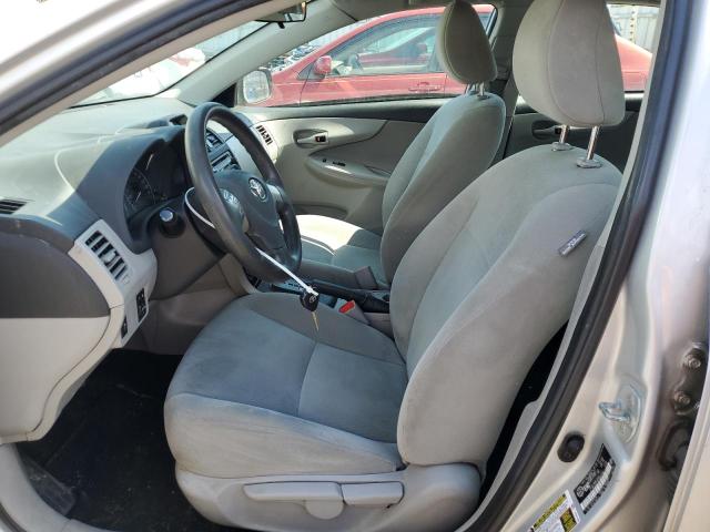 2T1BU4EEXDC005758 - 2013 TOYOTA COROLLA BASE SILVER photo 7