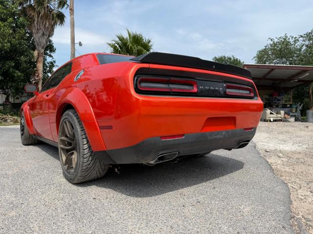 2C3CDZFJ8LH236079 - 2020 DODGE CHALLENGER R/T SCAT PACK ORANGE photo 3