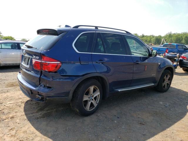 5UXZW0C5XD0B95397 - 2013 BMW X5 XDRIVE35D BLUE photo 3