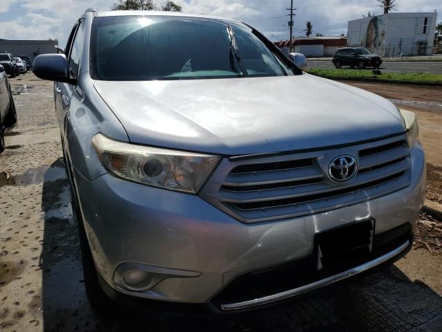 5TDZA3EH1CS029545 - 2012 TOYOTA HIGHLANDER BASE SILVER photo 5