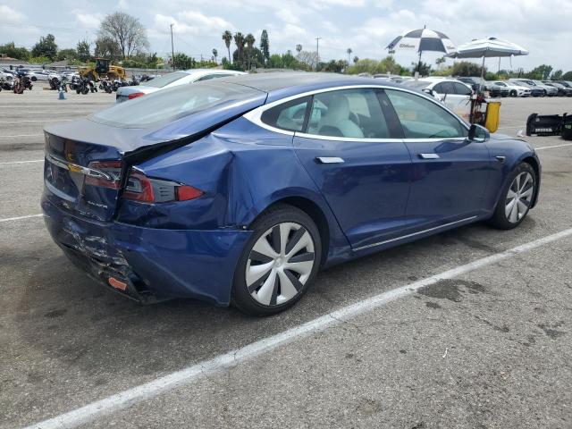 5YJSA1E21LF392093 - 2020 TESLA MODEL S BLUE photo 3