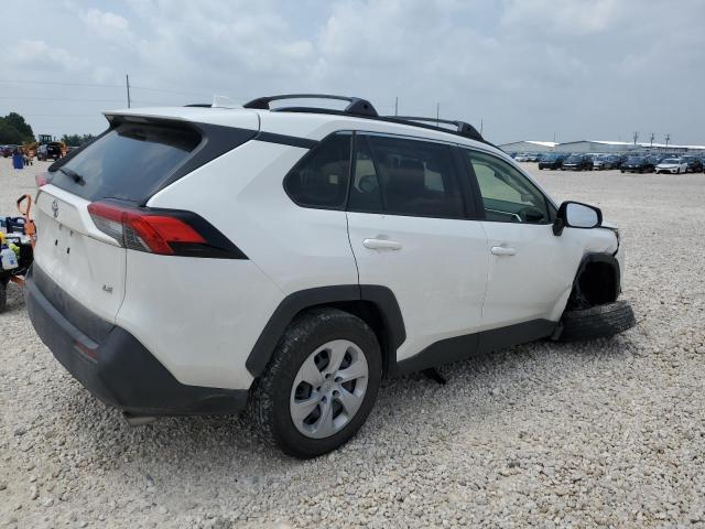 JTMH1RFV4KJ014696 - 2019 TOYOTA RAV4 LE WHITE photo 3