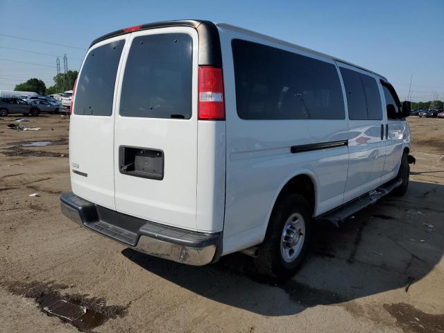 1GAZGPFG5K1319240 - 2019 CHEVROLET EXPRESS G3 LT WHITE photo 3