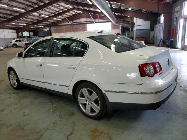 WVWAK73C57P143718 - 2007 VOLKSWAGEN PASSAT 2.0T WHITE photo 2