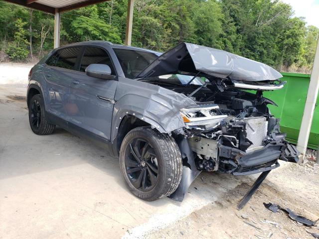 1V2JE2CAXNC223186 - 2022 VOLKSWAGEN ATLAS CROS SE Серый фото 4