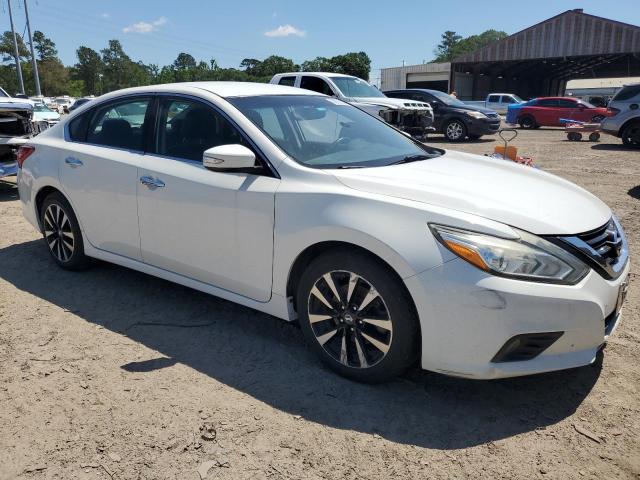 1N4AL3AP6JC192362 - 2018 NISSAN ALTIMA 2.5 WHITE photo 4