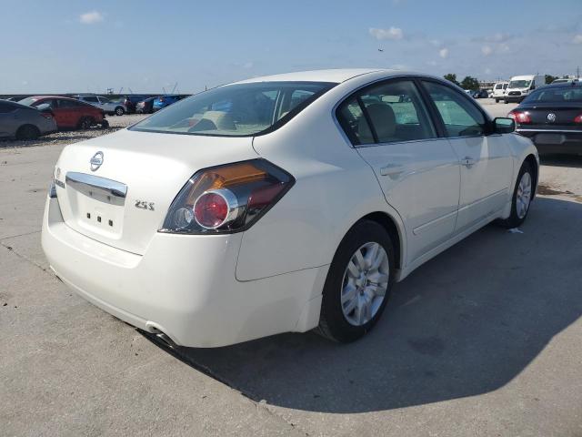 1N4AL2AP1BN513529 - 2011 NISSAN ALTIMA BASE WHITE photo 3