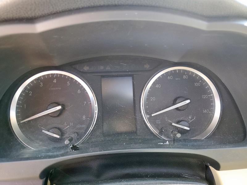 5TDKKRFH2GS135976 - 2016 TOYOTA HIGHLANDER XLE WHITE photo 9