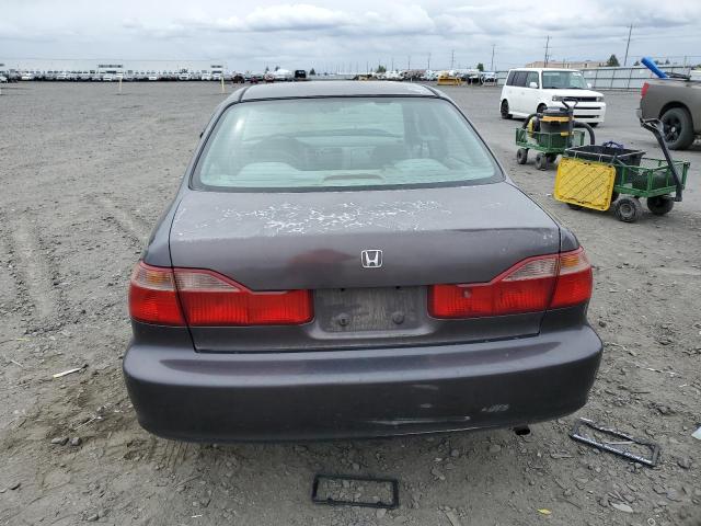 1HGCG564XWA106525 - 1998 HONDA ACCORD LX CHARCOAL photo 6