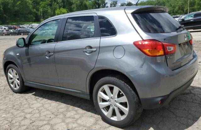 4A4AR4AU9FE045588 - 2015 MITSUBISHI OUTLANDER SE SILVER photo 2