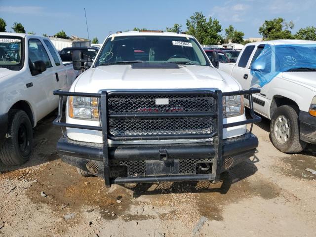 1GD422CG5DF111626 - 2013 GMC SIERRA K3500 WHITE photo 5