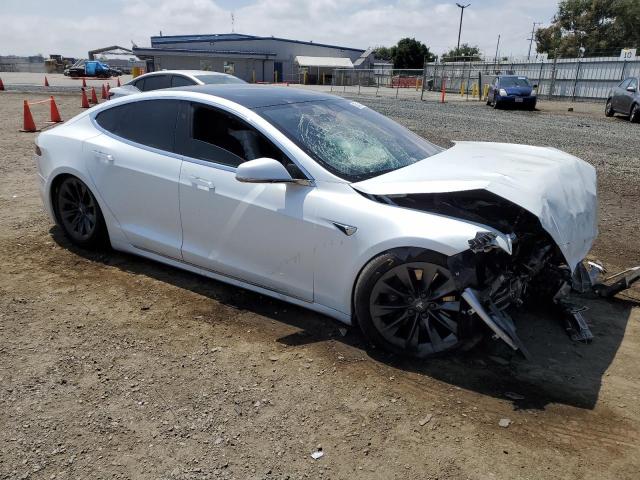 5YJSA1E24KF342397 - 2019 TESLA MODEL S WHITE photo 4