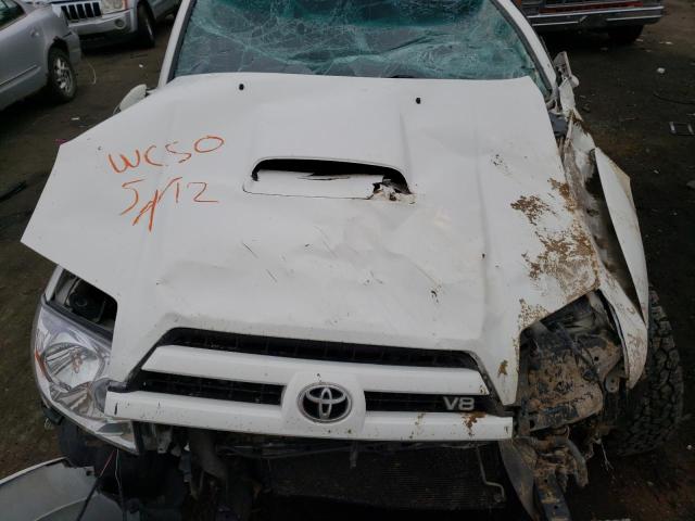 JTEBT14R940042859 - 2004 TOYOTA 4RUNNER SR5 WHITE photo 11