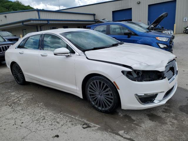 3LN6L5E92HR664684 - 2017 LINCOLN MKZ RESERVE WHITE photo 4