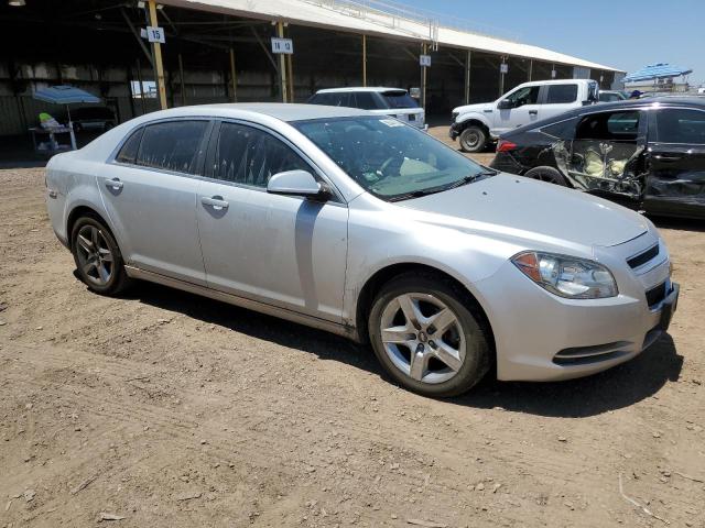 1G1ZH57B59F142450 - 2009 CHEVROLET MALIBU 1LT SILVER photo 4