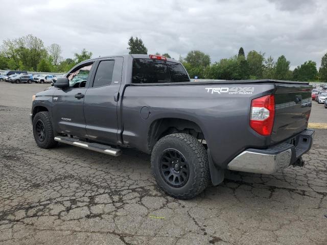 5TFUY5F14GX561648 - 2016 TOYOTA TUNDRA DOUBLE CAB SR/SR5 GRAY photo 2