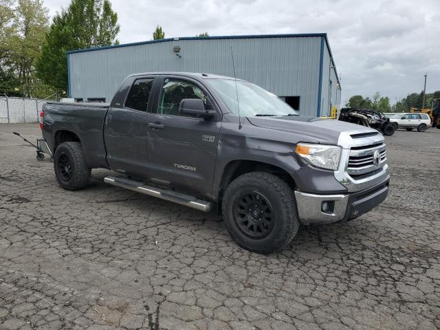 5TFUY5F14GX561648 - 2016 TOYOTA TUNDRA DOUBLE CAB SR/SR5 GRAY photo 4