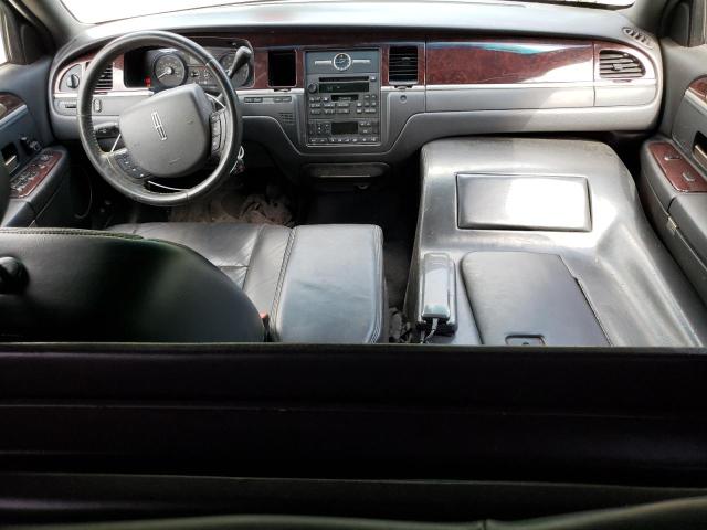 2L1FM88W78X640786 - 2008 LINCOLN TOWN CAR EXECUTIVE WHITE photo 8