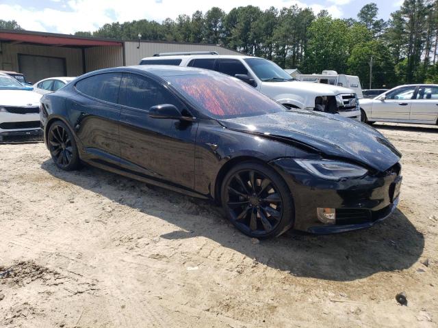 5YJSA1E24JF295533 - 2018 TESLA MODEL S Սև լուսանկար 4
