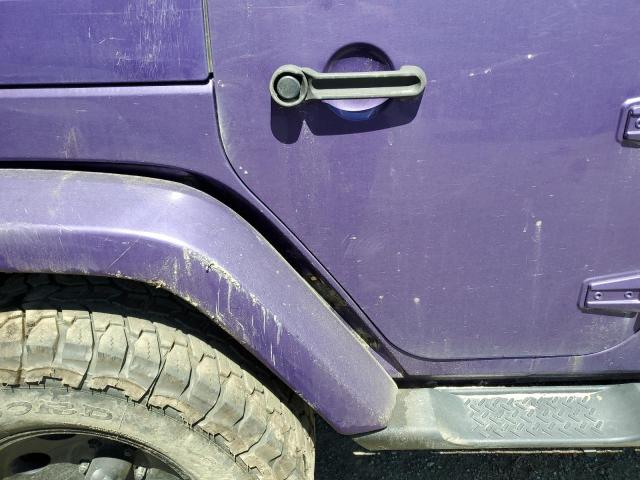 1C4HJWEG1JL901290 - 2018 JEEP WRANGLER U SAHARA PURPLE photo 11