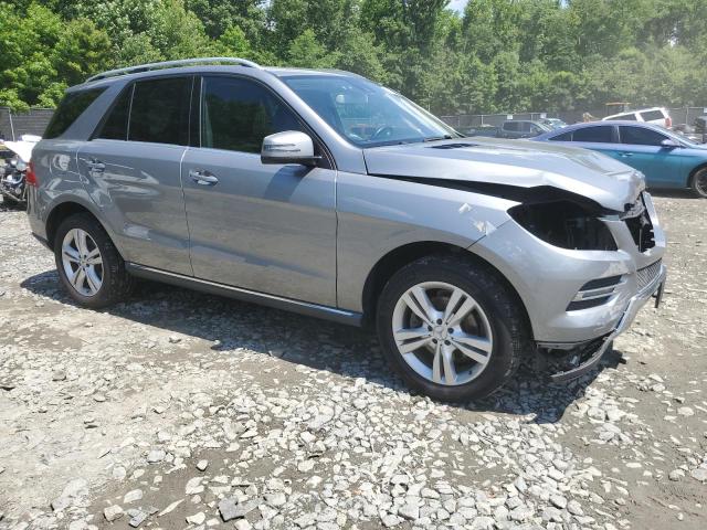 4JGDA5HB1FA588393 - 2015 MERCEDES-BENZ ML 350 4MATIC GRAY photo 4