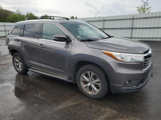5TDJKRFH4FS094096 - 2015 TOYOTA HIGHLANDER XLE GRAY photo 4
