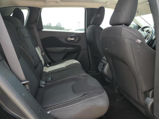 1C4PJLCB4HW514324 - 2017 JEEP CHEROKEE LATITUDE BLACK photo 11