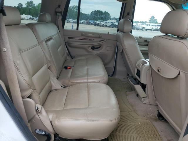 5LMFU28R71LJ18097 - 2001 LINCOLN NAVIGATOR WHITE photo 11