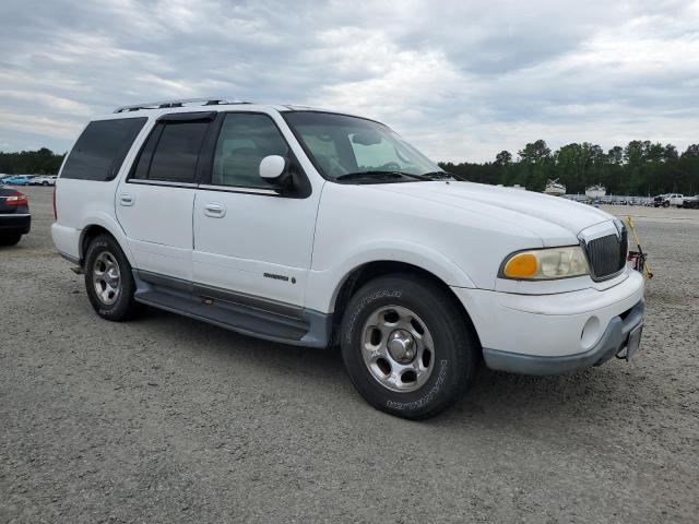 5LMFU28R71LJ18097 - 2001 LINCOLN NAVIGATOR WHITE photo 4