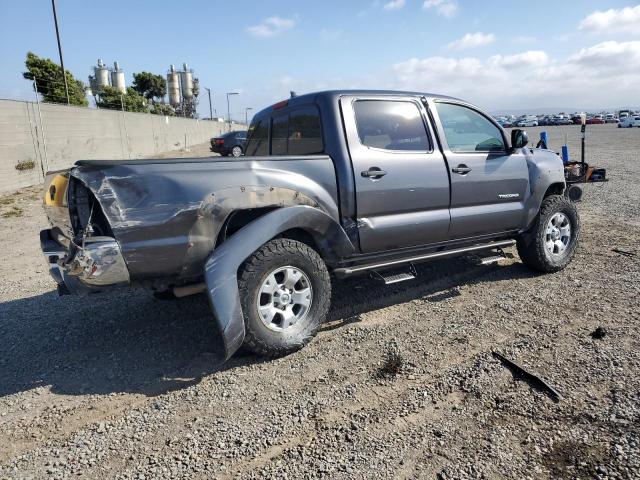 5TFJU4GN2FX085683 - 2015 TOYOTA TACOMA DOUBLE CAB PRERUNNER GRAY photo 3