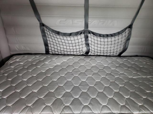 3AKJHHDRXKSKP5863 - 2019 FREIGHTLINER CASCADIA 1 WHITE photo 6