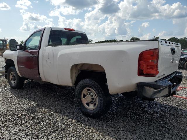 1GCHC24K27E520134 - 2007 CHEVROLET SILVERADO C2500 HEAVY DUTY WHITE photo 2